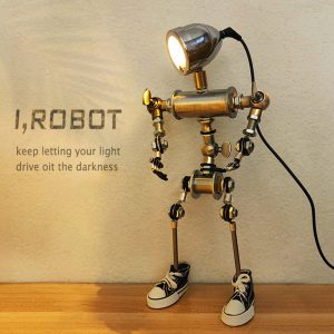 HD-19. 14''H. Robot-Shaped Cyberpunk Table Lamp Decor